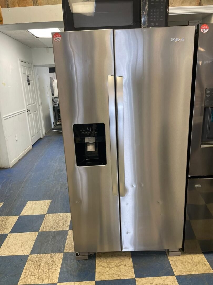 36-inch Wide Side-by-Side Refrigerator – 24 cu. with warranty