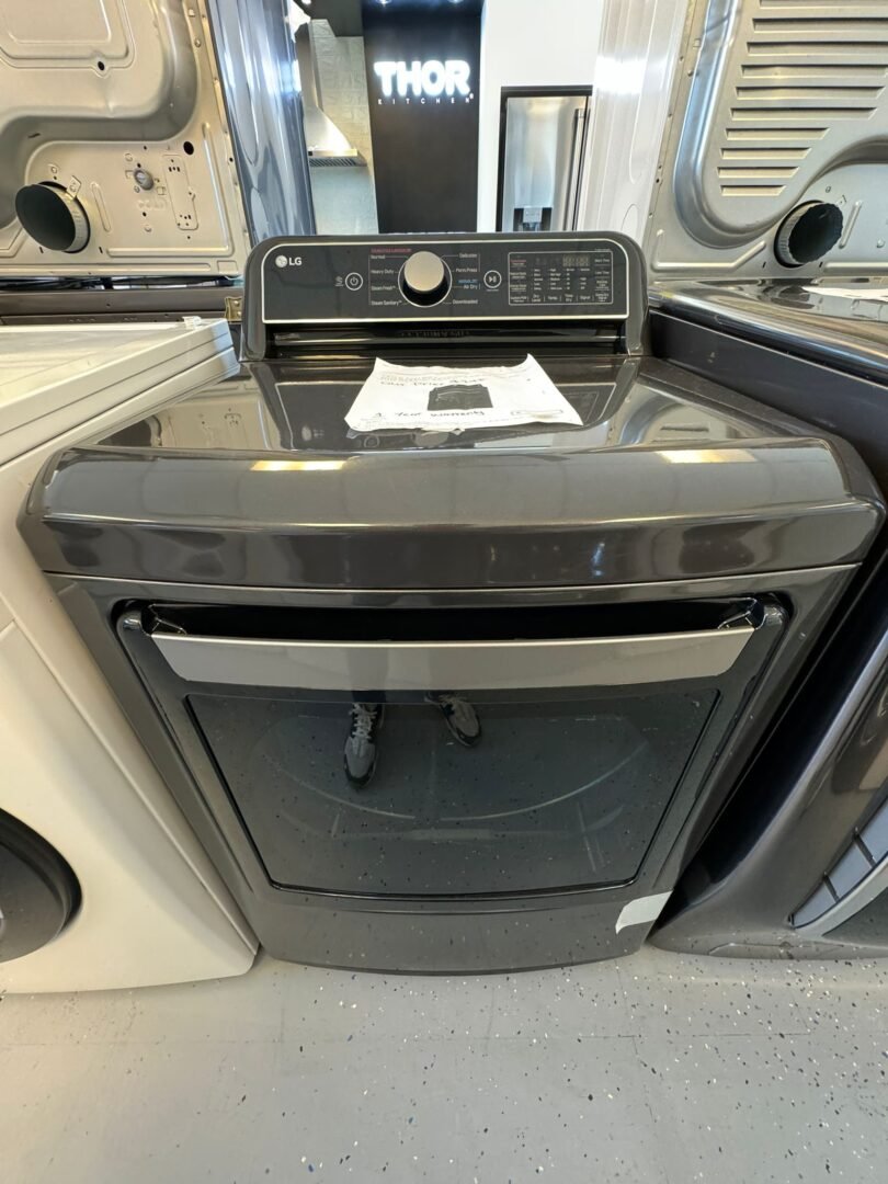 LG New – 7.3 Cu. Ft. Smart Gas Dryer – Graphite Steel
