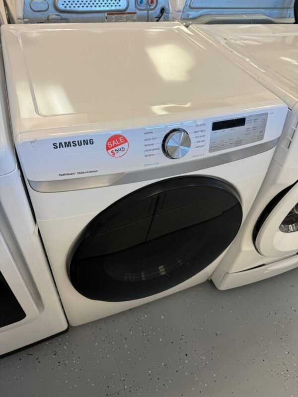 Electric Dryer with 7.5 Cu. Ft. Capacity