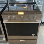 Whirlpool 6.4 Cu.ft Like New Electric Stove Slide In – Stainless