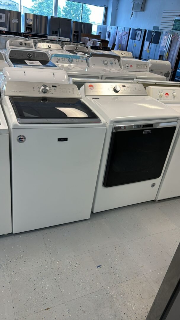 Used Maytag Washer and  Dryer Set-White | Appliance Store