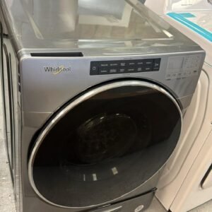 : Samsung Like New Front Load Washer - Black