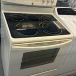 Kenmore Electric Range Freestanding ( Used )- White