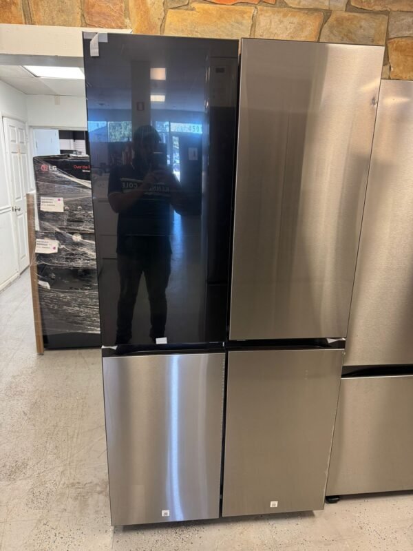 Samsung Bespoke RF29DB9750QL 29 Cu. Ft. 4-Door Flex French Door Refrigerator