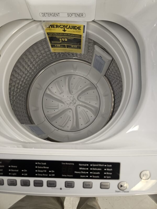 GE GNW128PSMWW New 24 Inch 2.8 Cu.Ft. Top Load Portable Washer- White - Image 3