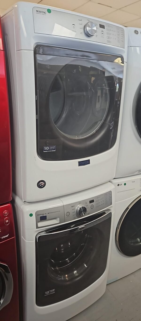 Maytag Used MHW6000AW0 Front-Load Washer and MED5500FW2 Dryer Set- White - Image 2