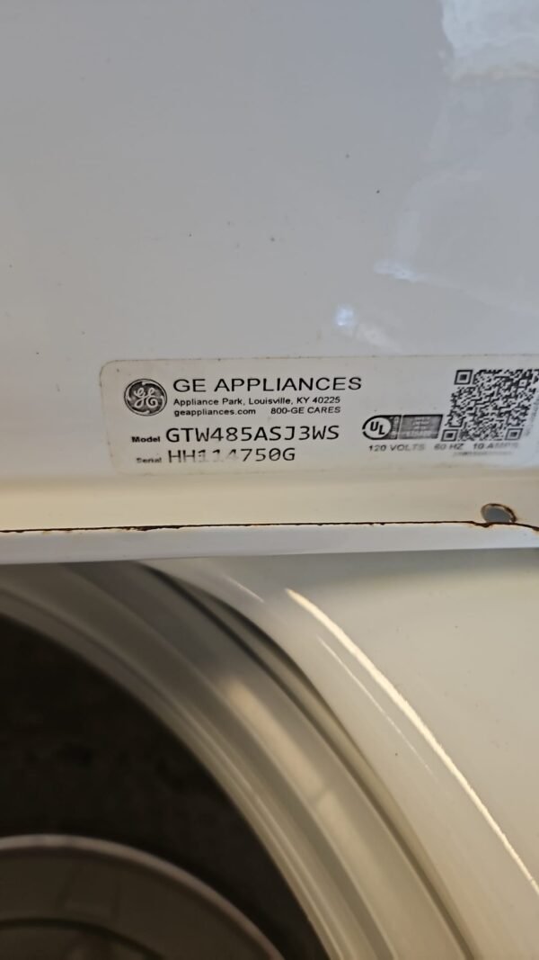 GE GTW485ASJ3WS Used 27 Inch 4.2 cu. ft. Top Load Washer- White - Image 4
