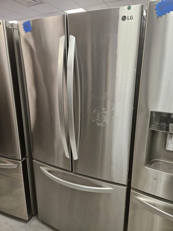 LG LRFCS25D3S Used 33 Inch 3-Door French Door Refrigerator- Stainless Steel - Image 2