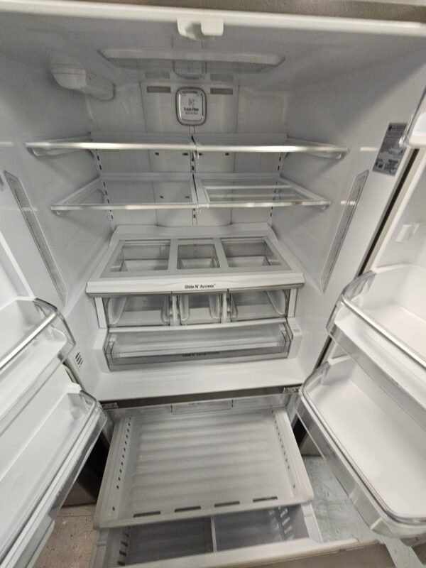 LG LFXS30726S Used 36 Inch French Door Refrigerator- Stainless Steel - Image 3