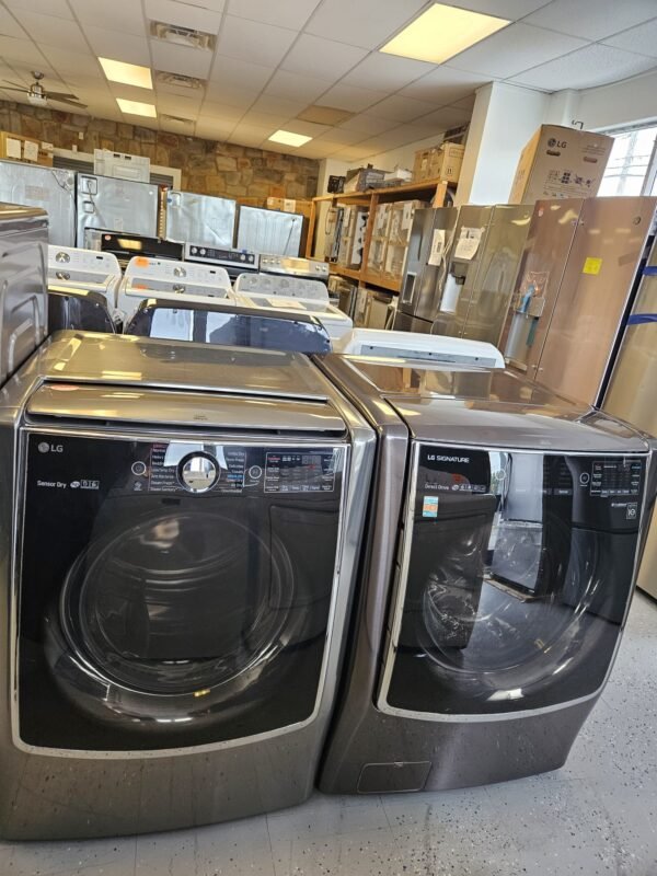 LG WM9500HKA & DLEX9000V Used Mega Capacity Mix-Matched Washer & Dryer Set - Image 2