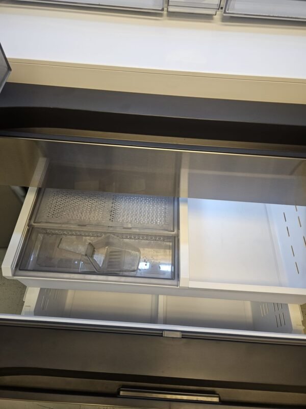 Samsung RF23BB8200QLAA Scratch & Dent Stylish-Spacious 4-Door Refrigerator- Stainless Steel - Image 4