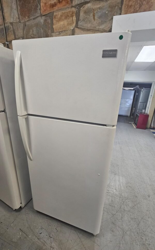Frigidaire FFTR1814QW7B Used 30 Inch Top-Freezer Refrigerator- White - Image 2