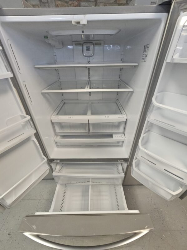 Kenmore Elite 33 Inch 795.73133.410 French door Refrigerator - Image 3