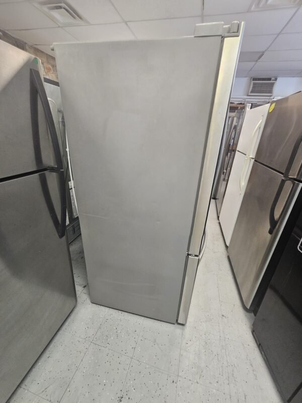 Kenmore Elite 33 Inch 795.73133.410 French door Refrigerator - Image 4
