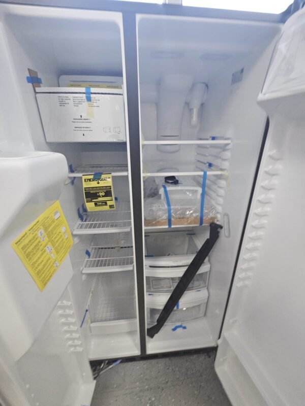 GE GSE25GYPHCFS New 36" Freestanding Side by Side Refrigerator- Stainless Steel - Image 3