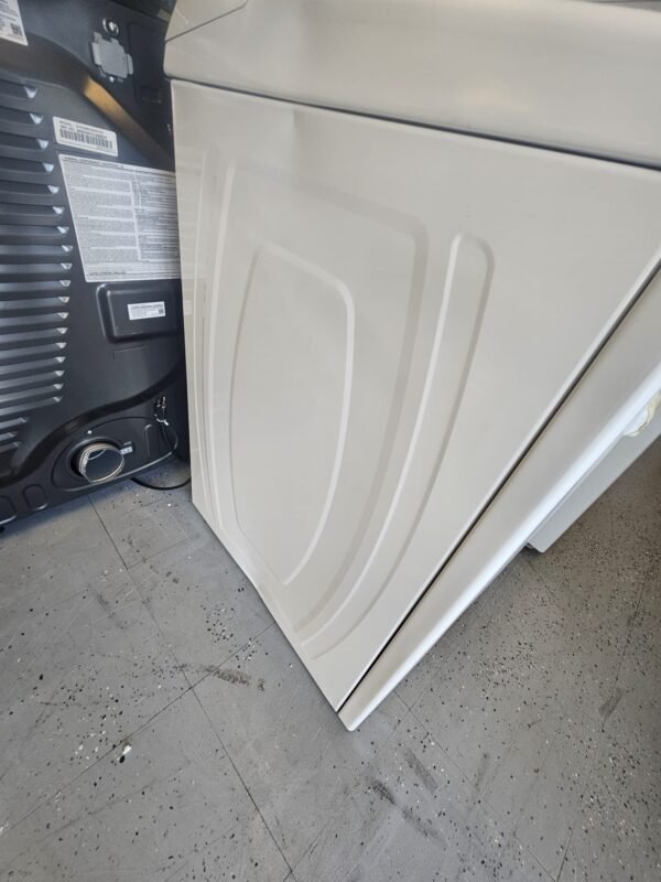 Whirlpool New Washer Dryer Set - Image 7