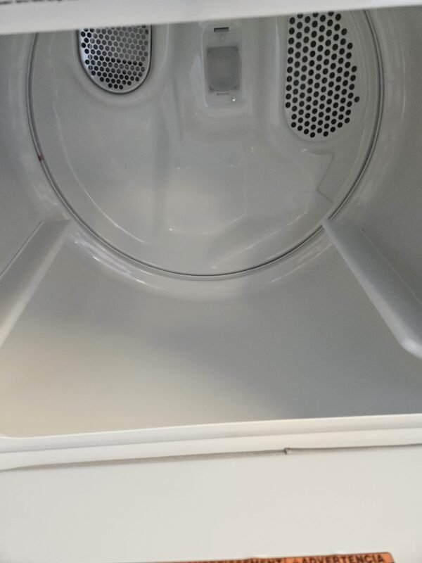 Whirlpool New 3.8 cu. ft. Top Load Washer and 7.0 cu. ft. Top Load Electric Dryer Set - Image 4