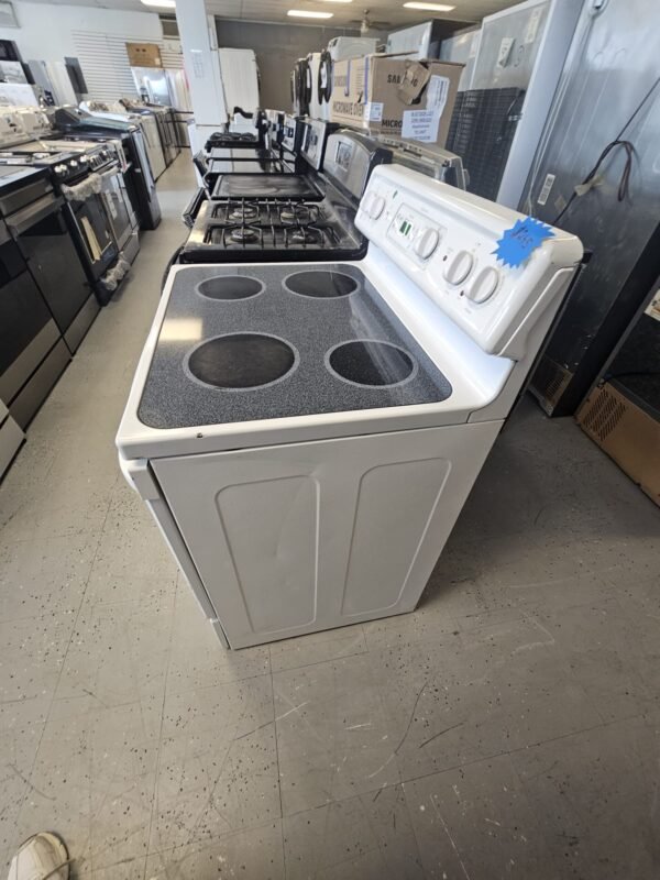 GE Used Electric Range Freestanding - White - Image 2