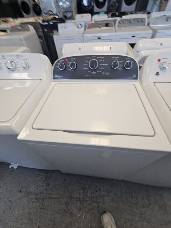 Whirlpool WTW4900BW – 3.8 cu ft Top‑Load Washer - Image 2