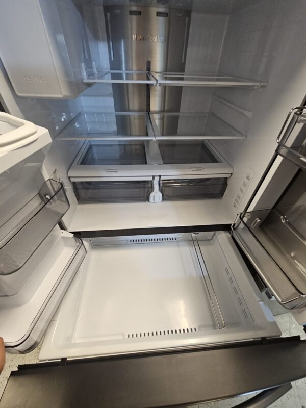 Samsung RF28R7351SG 36 Inch French Door Refrigerator - Image 4