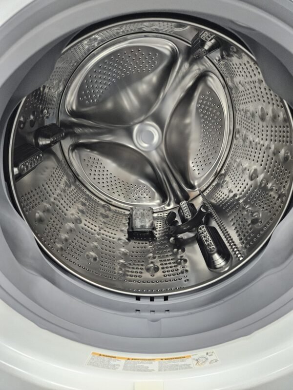 LG New WM3470CW Washer and DLE3400W Electric Dryer Set - Image 5