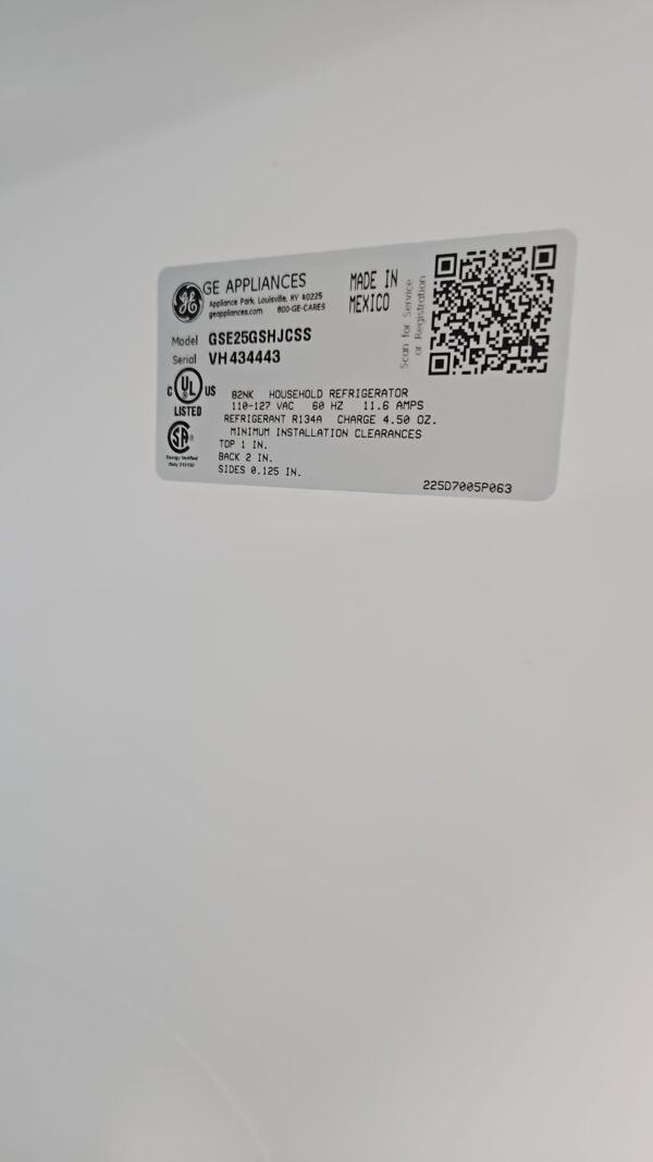 GE GSE25GSHJCSS Used 25.3 Cu. Ft. Side-By-Side Refrigerator- Stainless Steel - Image 4