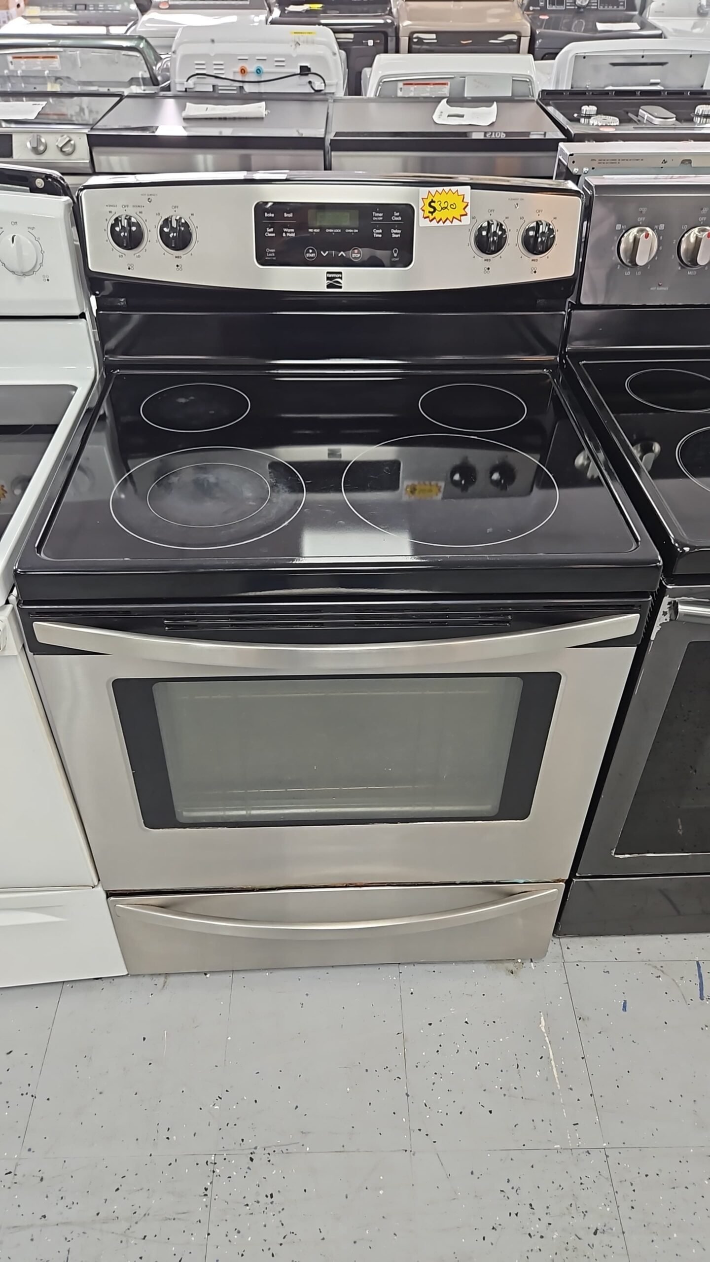 Kenmore 790.94173310 Used 30″ Electric Range with Smooth Cooktop- Stainless Steel