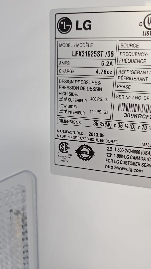 LG LFX31925ST Used 30.7 cu. ft. French Door Refrigerator- Stainless Steel - Image 4