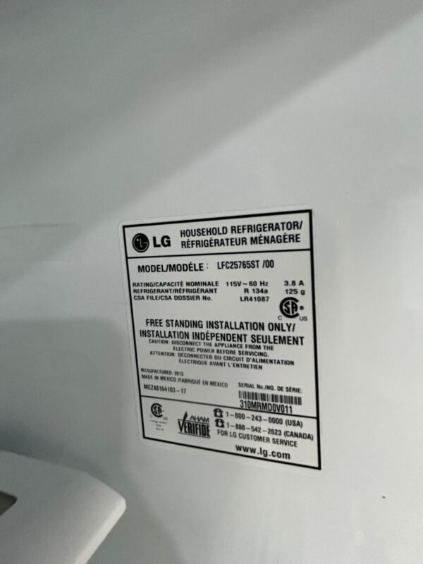 LG LFC25765ST Used 24.9 cu. ft. French Door Refrigerator- Stainless Steel - Image 4