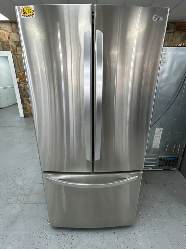 LG LFC25765ST Used 24.9 cu. ft. French Door Refrigerator- Stainless Steel - Image 2